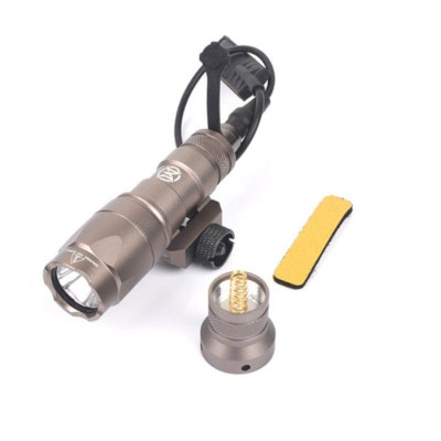 Linterna M600A Negra
