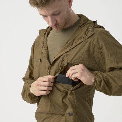 Windrunner windshirt windpack nylon Coyote